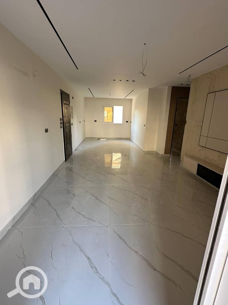 2 a43ad23b-b979-4df9-82ac-554a6758ea88. jpg