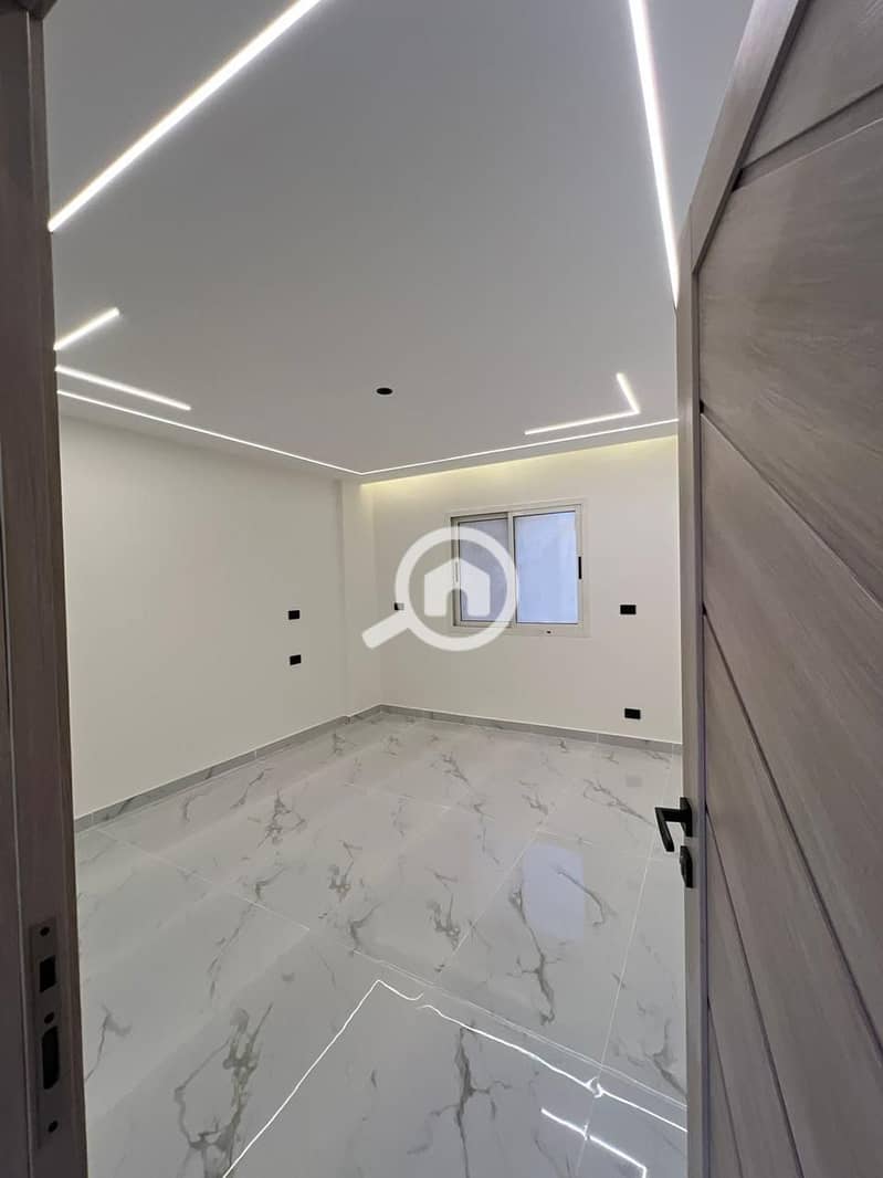 4 23ecca9e-4027-48cd-8adb-55fb660b1c90. jpg