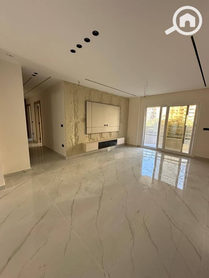 5 063afdc2-5db2-46db-9796-9bea4bfff702. jpg