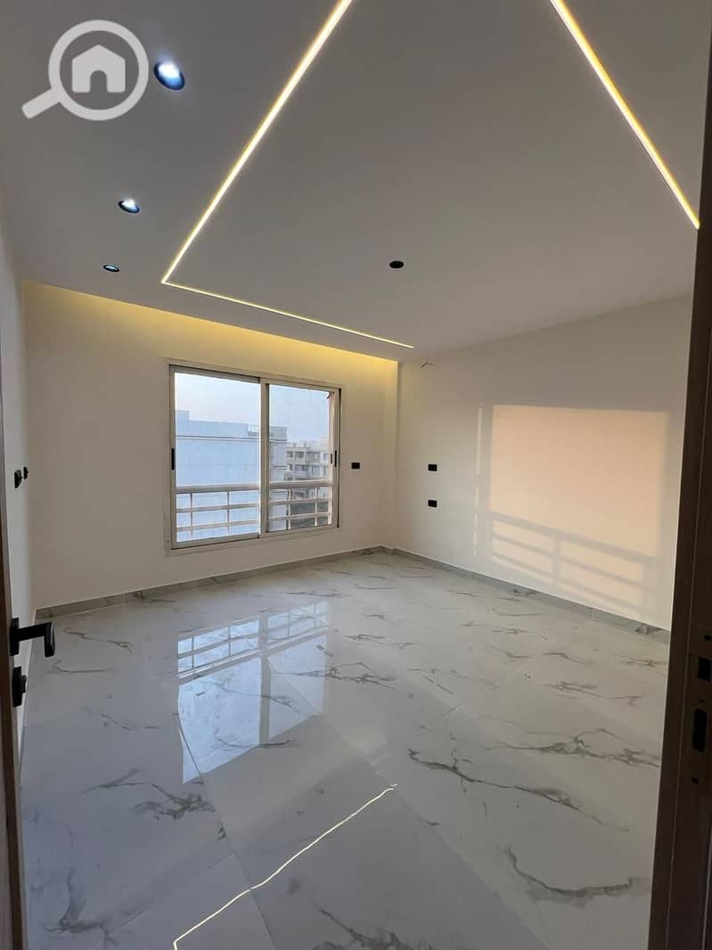 11 83121662-5c31-4aaf-8b74-3869e1a1fa80. jpg