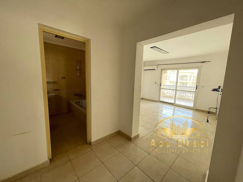 7 5bcce28f-aaca-42e2-bdce-829e7d59b8dd. jpg