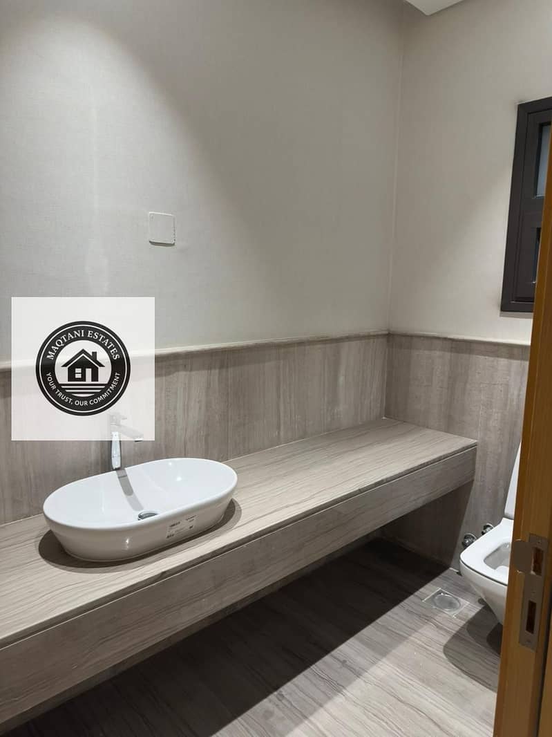 6 WhatsApp Image 2025-11-25 at 12.50. 03 PM (1). jpeg