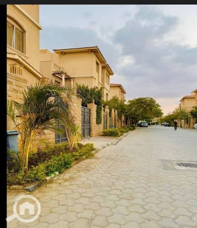 توين هاوس 6 غرف نوم للبيع في الشيخ زايد، الجيزة - 1000742398. jpg توين هاوس 6 غرف نوم للبيع في الشيخ زايد، الجيزة - 1000742398. jpg