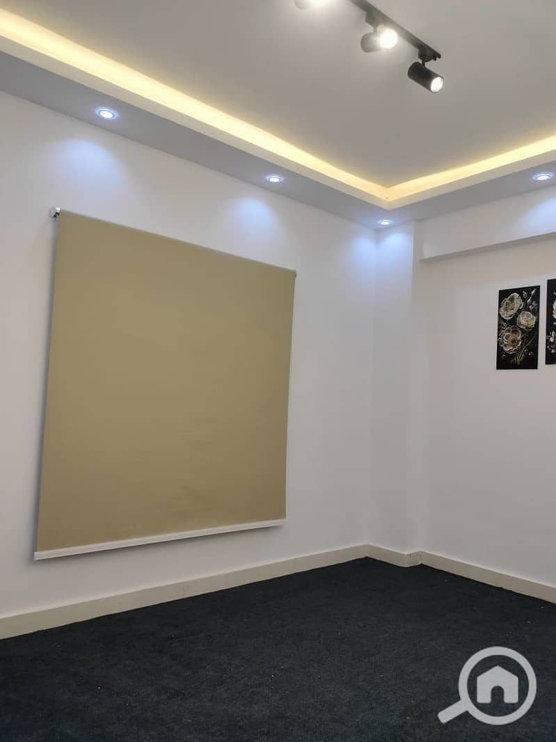 4 5fa7d712-ec7f-44fe-bbcb-fd5ed52cc149. jpg