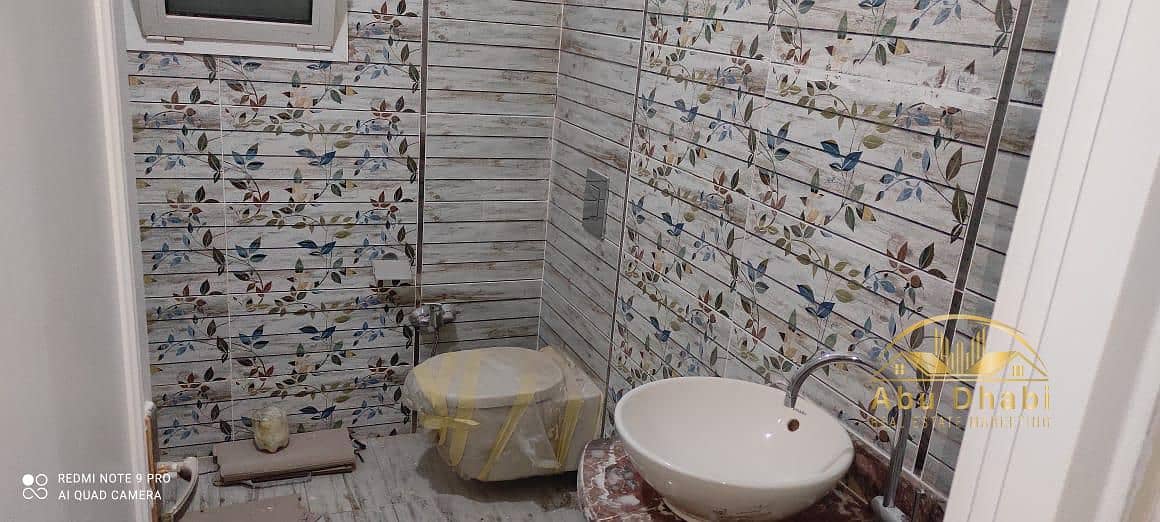 10 8aecff56-ff09-4f93-af27-f6286324824d. jpg