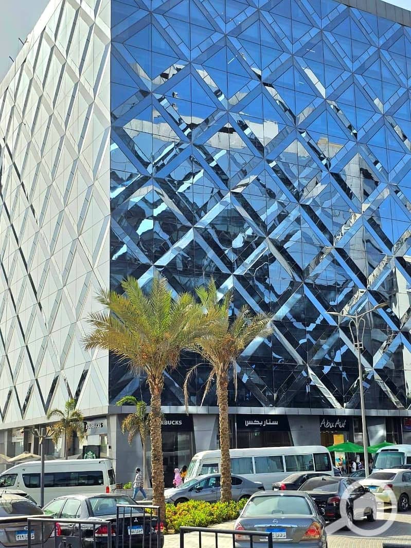 3 3ef38e7a-d3ec-429d-94c2-52c8e9c01aaf. jpeg