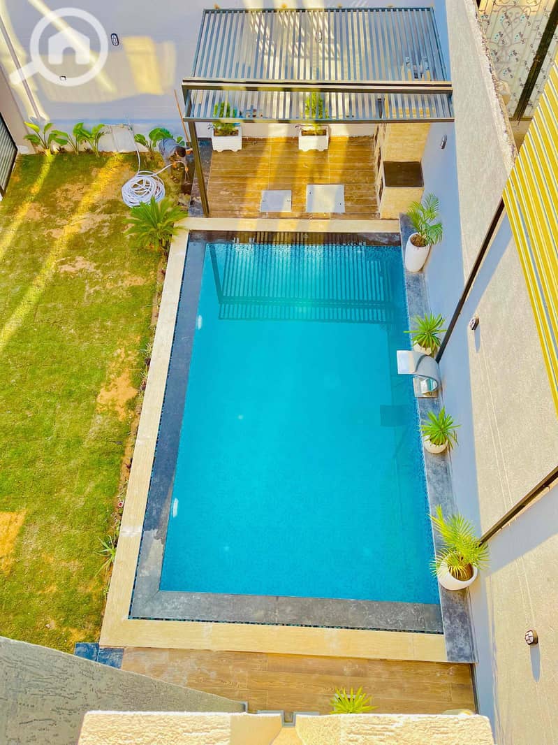 6 7319557f-ce58-40e3-aad5-b03fe2f9f54d. jpg