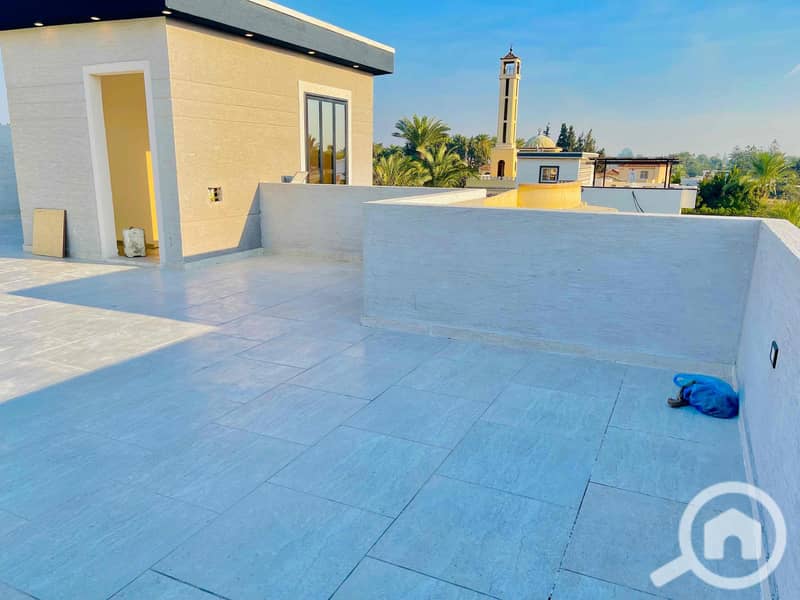 15 d1ad824d-a6fc-435c-93f6-99d845c2cd80. jpg