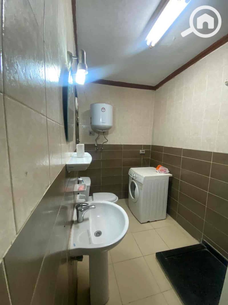 10 18e2337c-f42d-4a4b-a098-81bd4939dd87. jpg