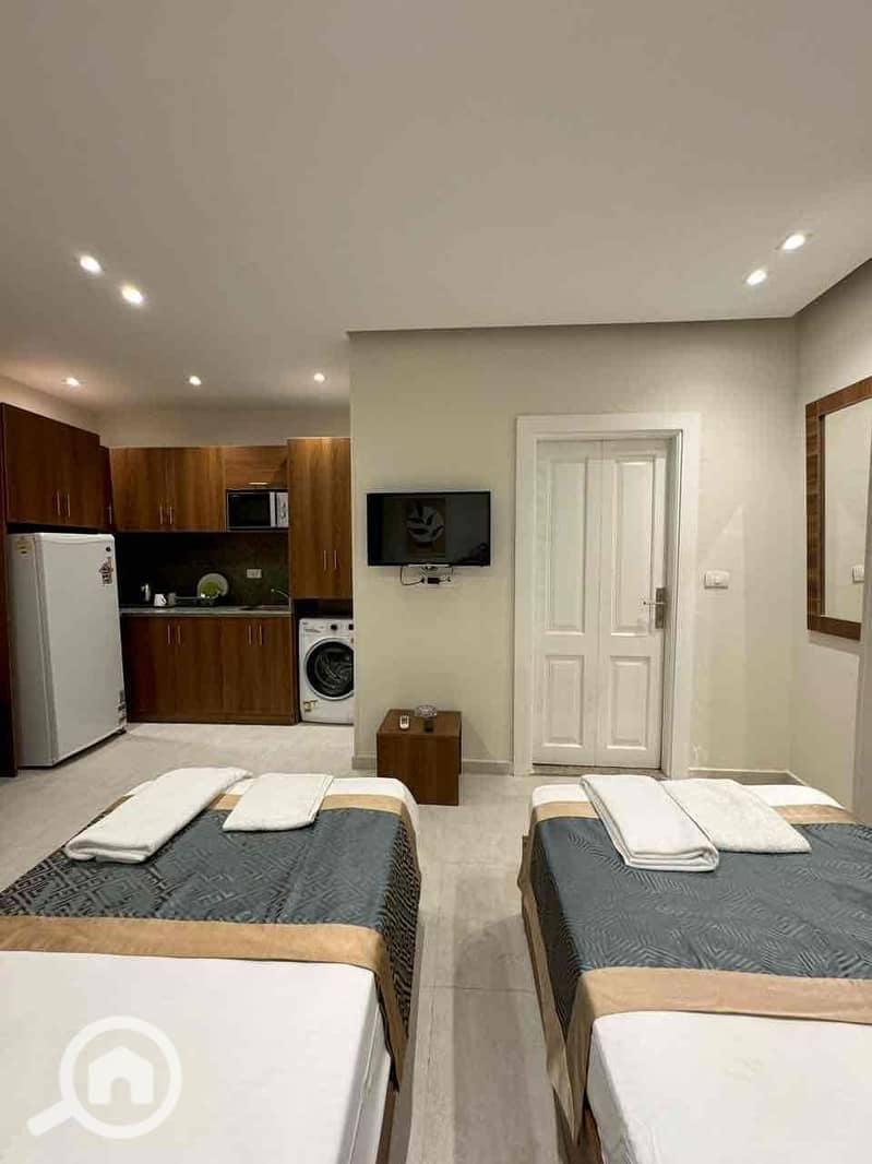 5 aee5fa87-dc4e-4852-8ced-9a7181cbc7d7. jpg