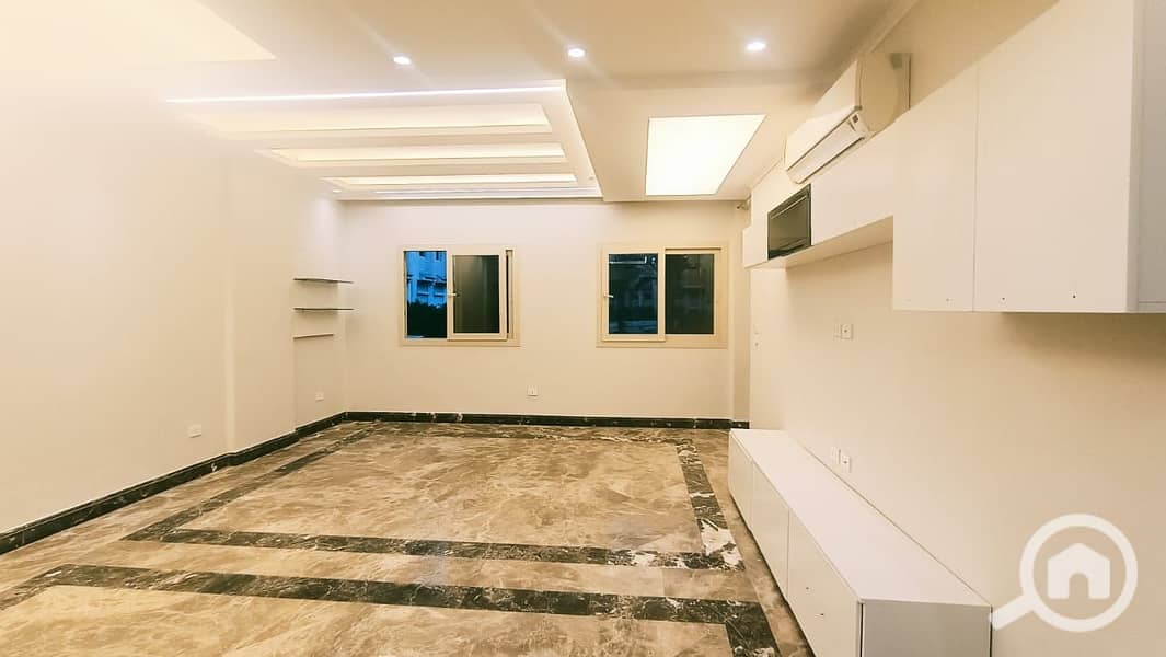 12 WhatsApp Image 2025-12-30 at 12.47. 22. jpeg