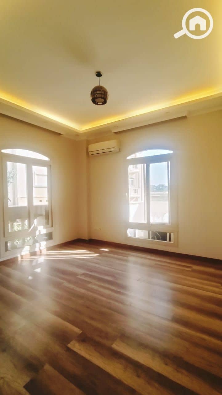 24 WhatsApp Image 2025-12-30 at 12.47. 18. jpeg