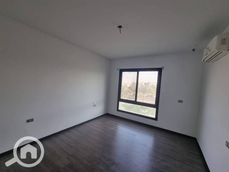 6 WhatsApp Image 2025-11-01 at 10.42. 16 PM (10). jpeg