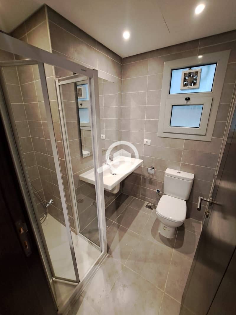 5 WhatsApp Image 2025-06-02 at 11.16. 12 PM (3). jpeg