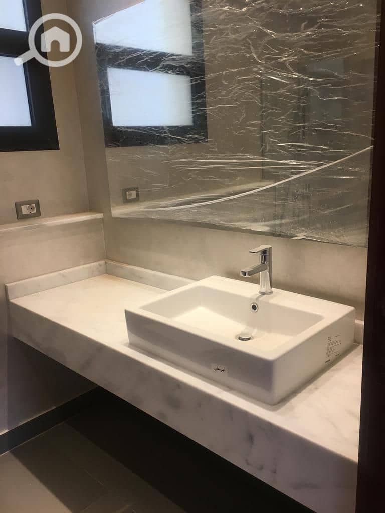 6 WhatsApp Image 2025-11-17 at 12.44. 22 PM (1). jpeg