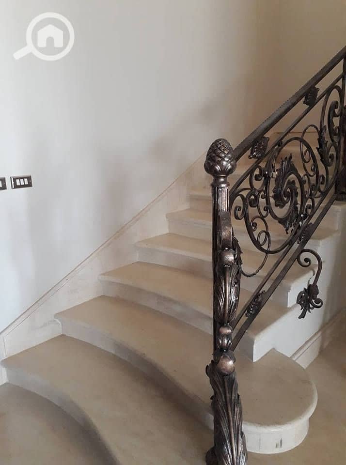 7 48392674_344238379490822_8120732620620300288_n. jpg