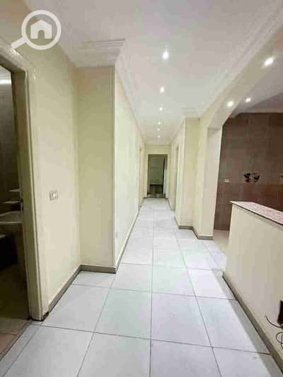 فلیٹ 4 غرف نوم للايجار في الشيخ زايد، الجيزة - 1000304726. jpg