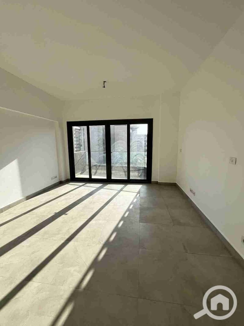 2 motion_photo_3560891939754670429. jpg