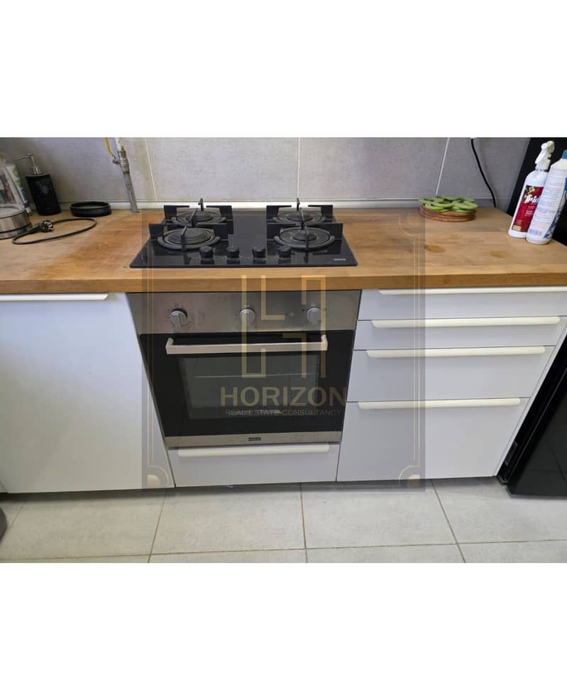 4 0b6d1e59-4d2b-4a85-a399-4b8776bae5a0. jfif. jpg