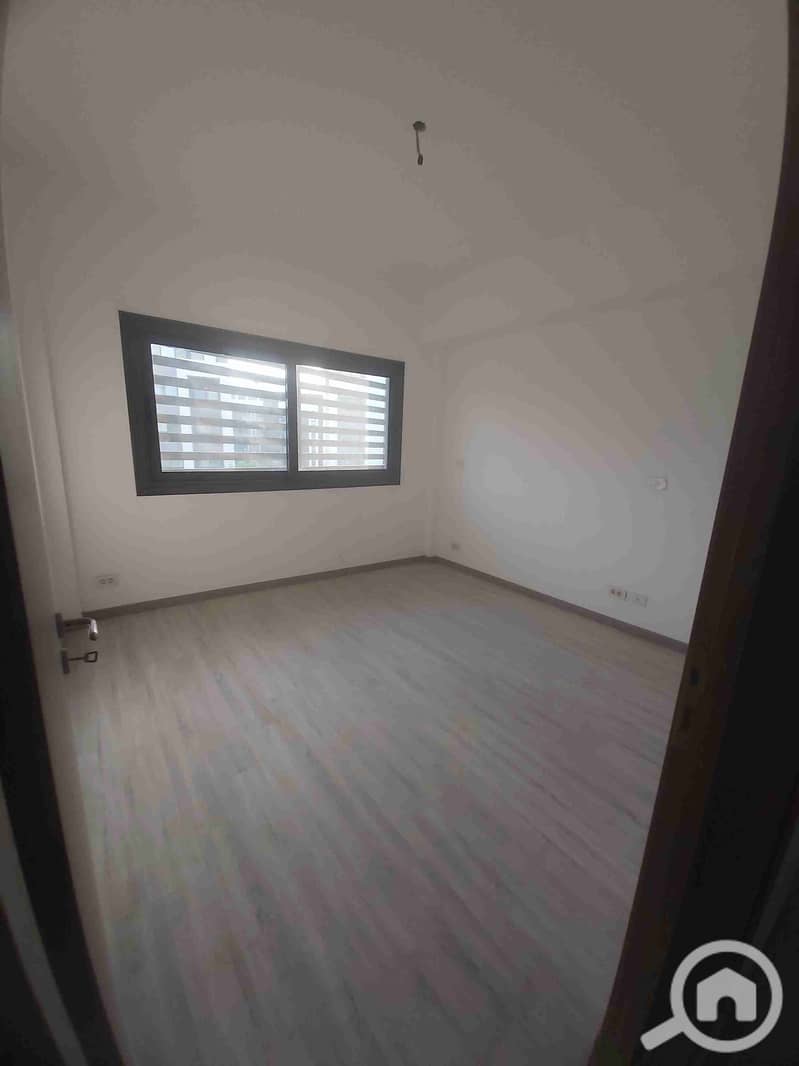 6 ٢٠٢٥١٢١٣_١٥٣٦٥٥. jpg