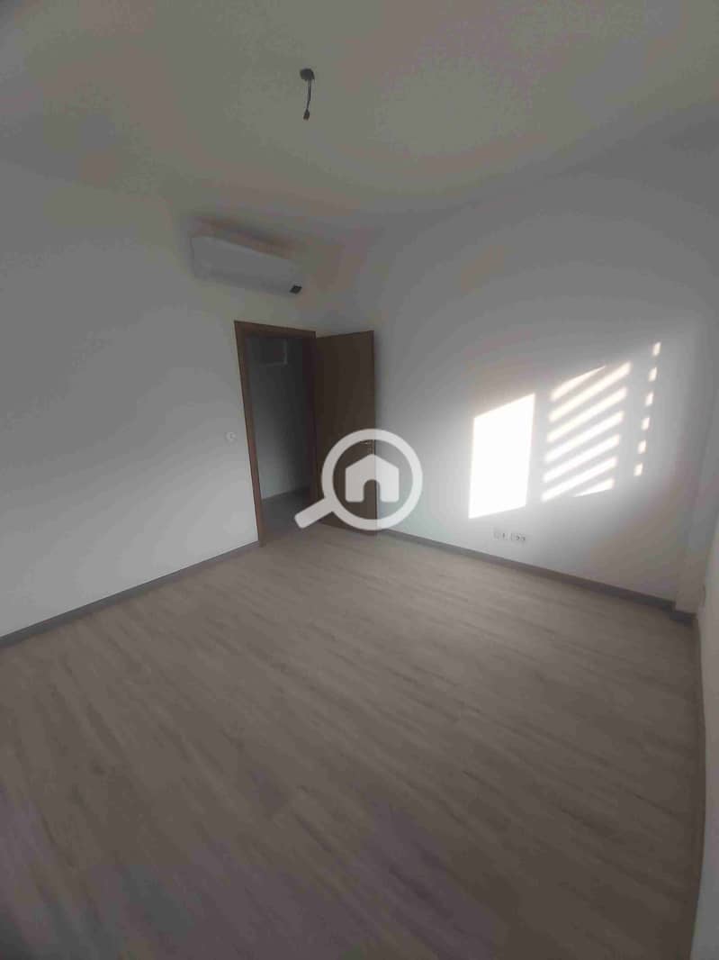 7 ٢٠٢٥١٢١٣_١٥٣٧١٢. jpg