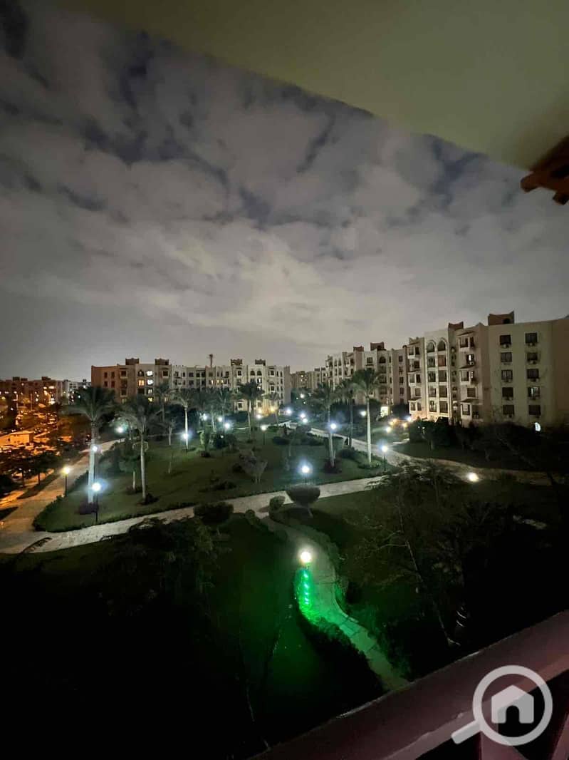 3 7f3955b8-5d69-4e88-b352-1e46eb3453a4. jpg