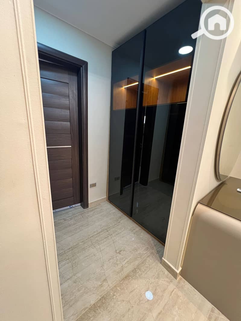 7 WhatsApp Image 2025-12-28 at 16.54. 29 (1). jpeg