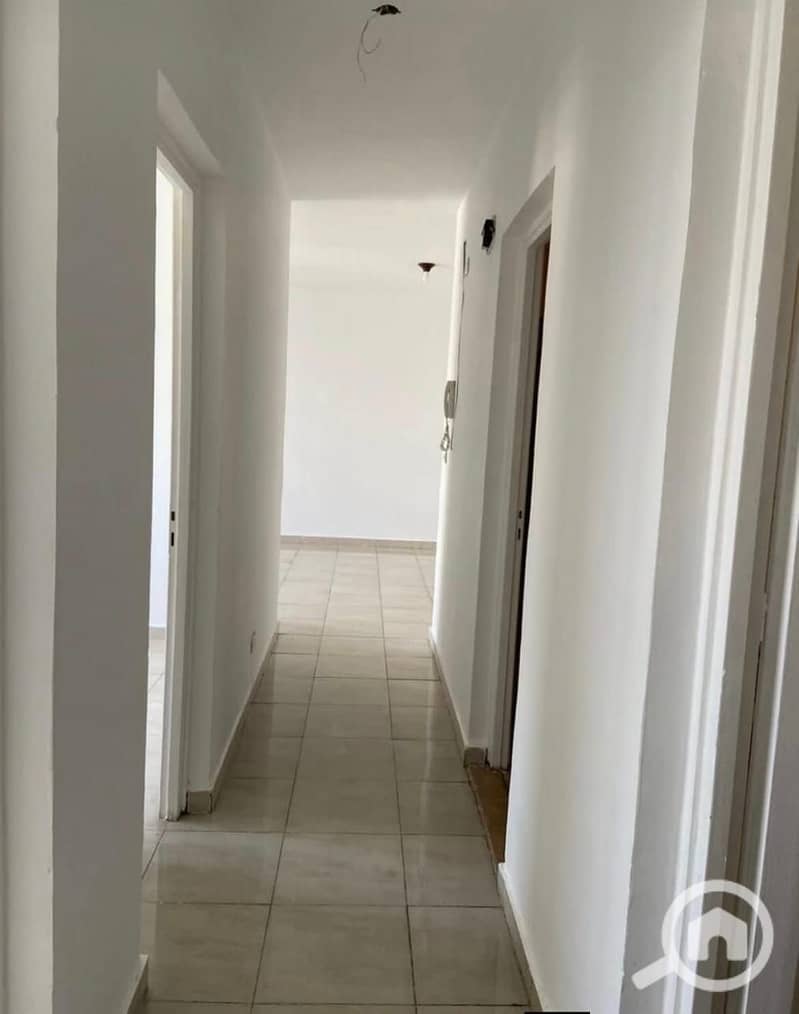 7 6fbe67a1-d86c-4bb8-9a97-bca689c49426. jpg