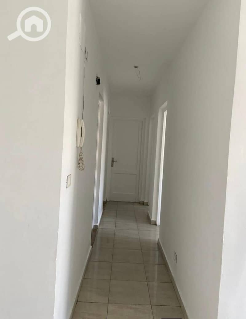 10 04a22fcc-2009-408b-ae5d-9407ff11af9c. jpg