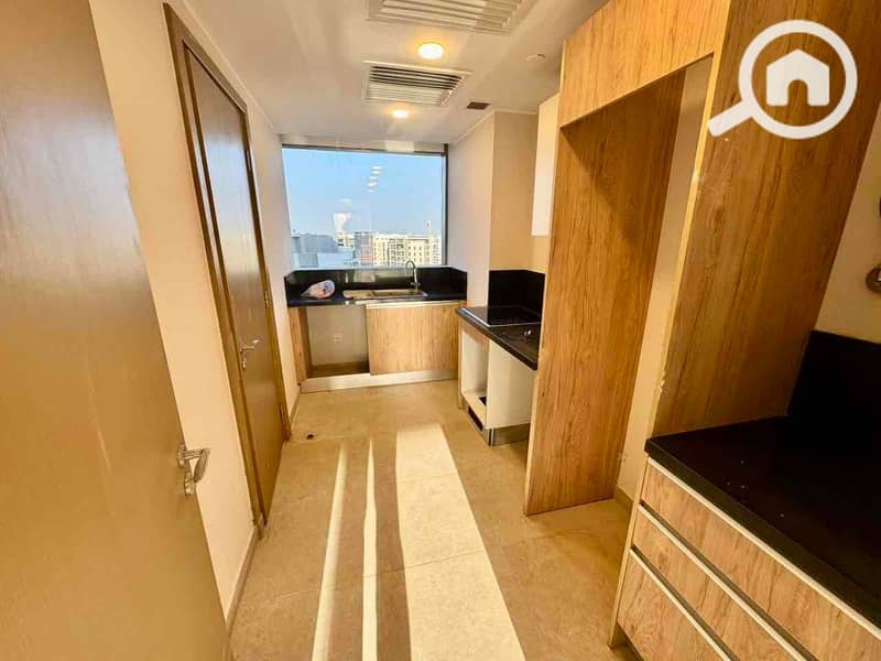 7 2fd0ad8b-a3a2-4add-b7cd-37fd5b5aacd7. jpg