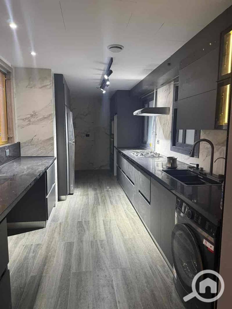 15 d1fdb812-e54c-4f03-8742-a217496a33c1. jpg