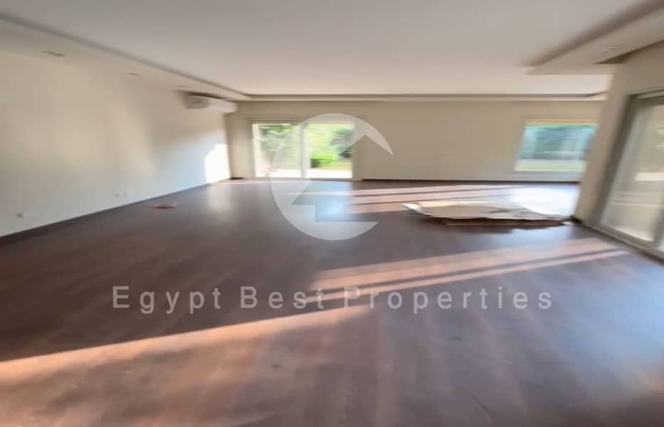 4 WhatsApp Image 2025-12-24 at 18.39. 37_2b8c77d2. jpg