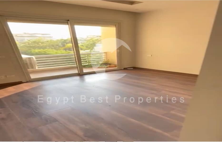 5 WhatsApp Image 2025-12-24 at 18.39. 37_8beed6ef. jpg