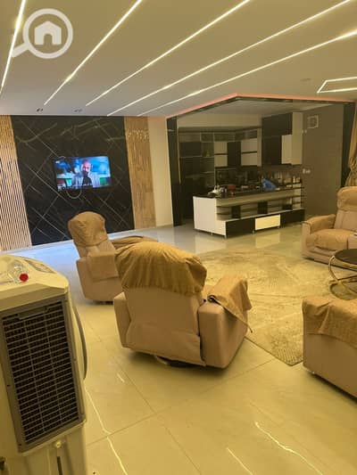 4 Bedroom Flat for Sale in Sheikh Zayed, Giza - WhatsApp Image 2025-12-28 at 2.08. 40 PM. jpeg