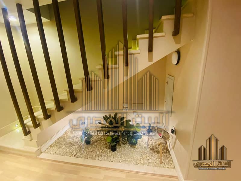 11 U353156 (11). jpg