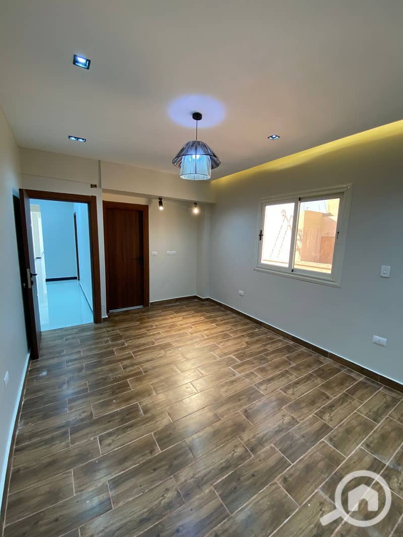 5 WhatsApp Image 2026-01-01 at 10.51. 04 PM (1). jpeg