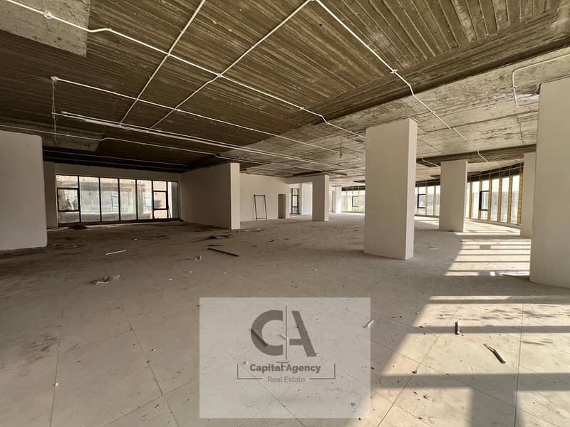 10 cb48ebcd-d3d3-431a-bc25-4e983e3e76e4. jpg