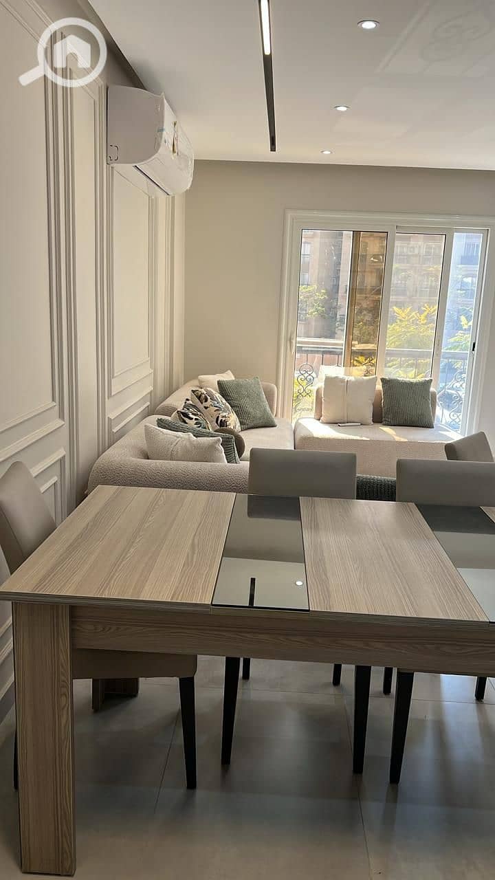 2 4599f207-cdda-4c96-a268-d056cf7ed49f. jpeg