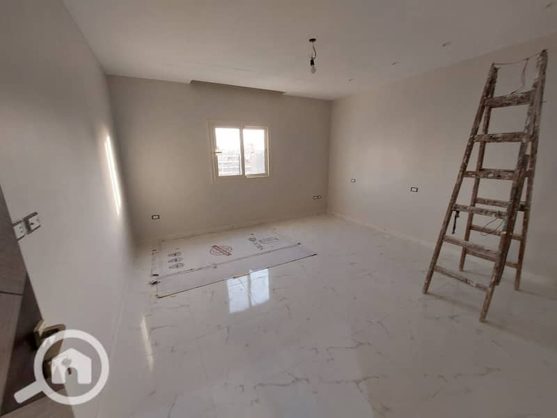 12 photo_2026-01-02_02-10-11. jpg