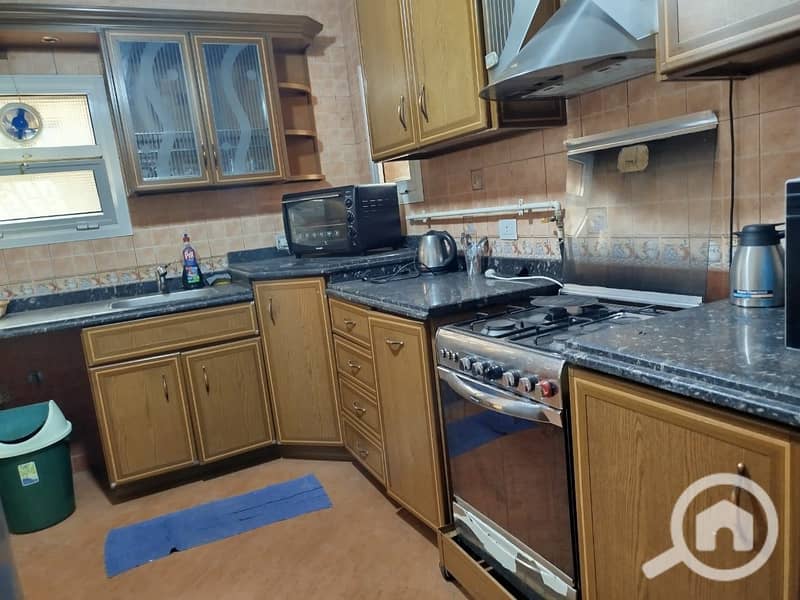 6 40fde3da-f48b-415b-87d6-4e919074ead4. jpeg