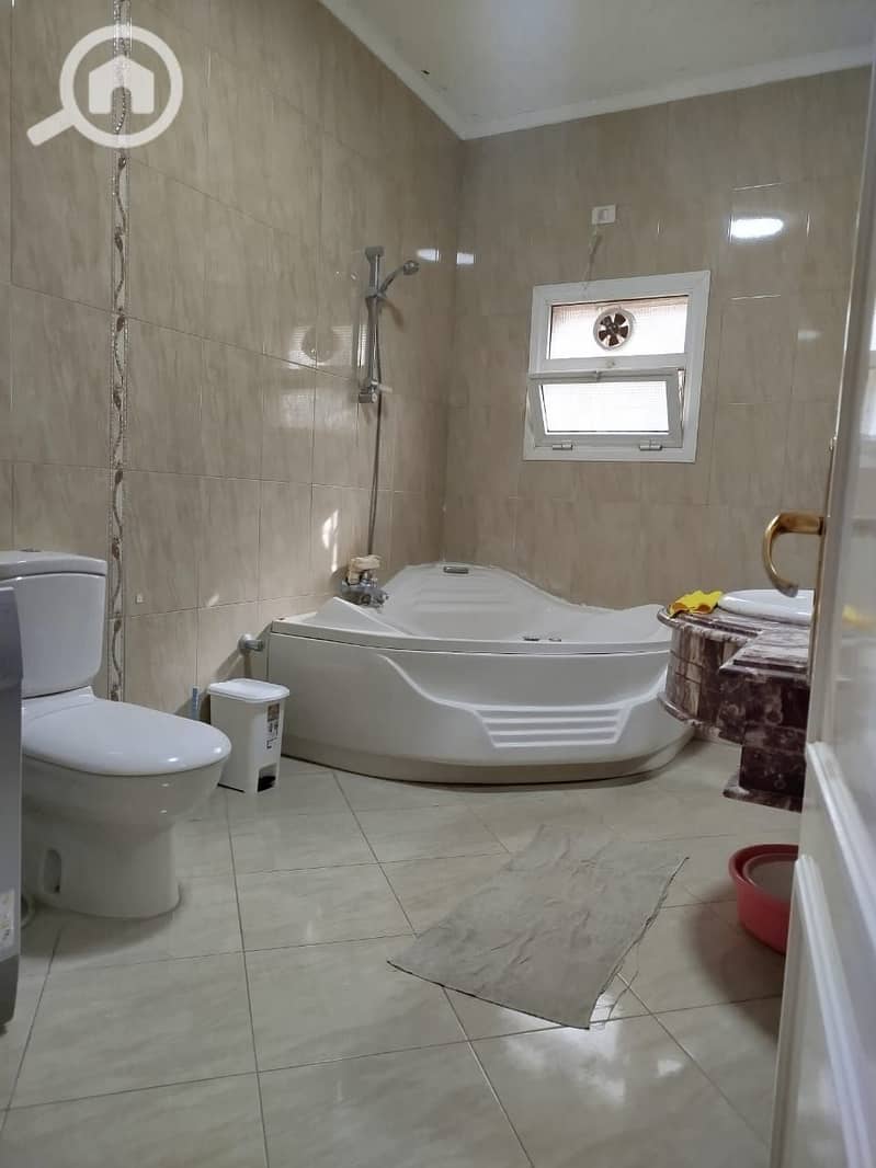 9 acefaaa9-f105-450b-9f73-5e7223c5f4df. jpeg