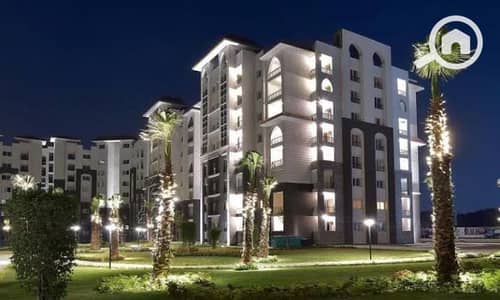 3 Bedroom Apartment for Sale in New Capital City, Cairo - شقه للبيع 152 متر ريسيل استلام فوري متشطبه في R3 في العاصمه الاداريه