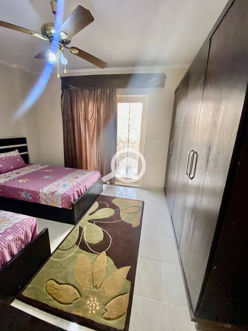 7 9a43cafa-6c79-44c1-882f-53b1490e1c0c. jpeg