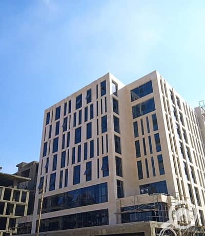 Office for Sale in New Capital City, Cairo - مكتب ادارى للبيع استلام فورى في العاصمة الإدارية الجديدة مساحة 48 متر