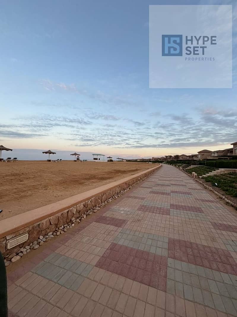 9 edd24430-17ed-41b9-8a08-a89ef85da653. jpg