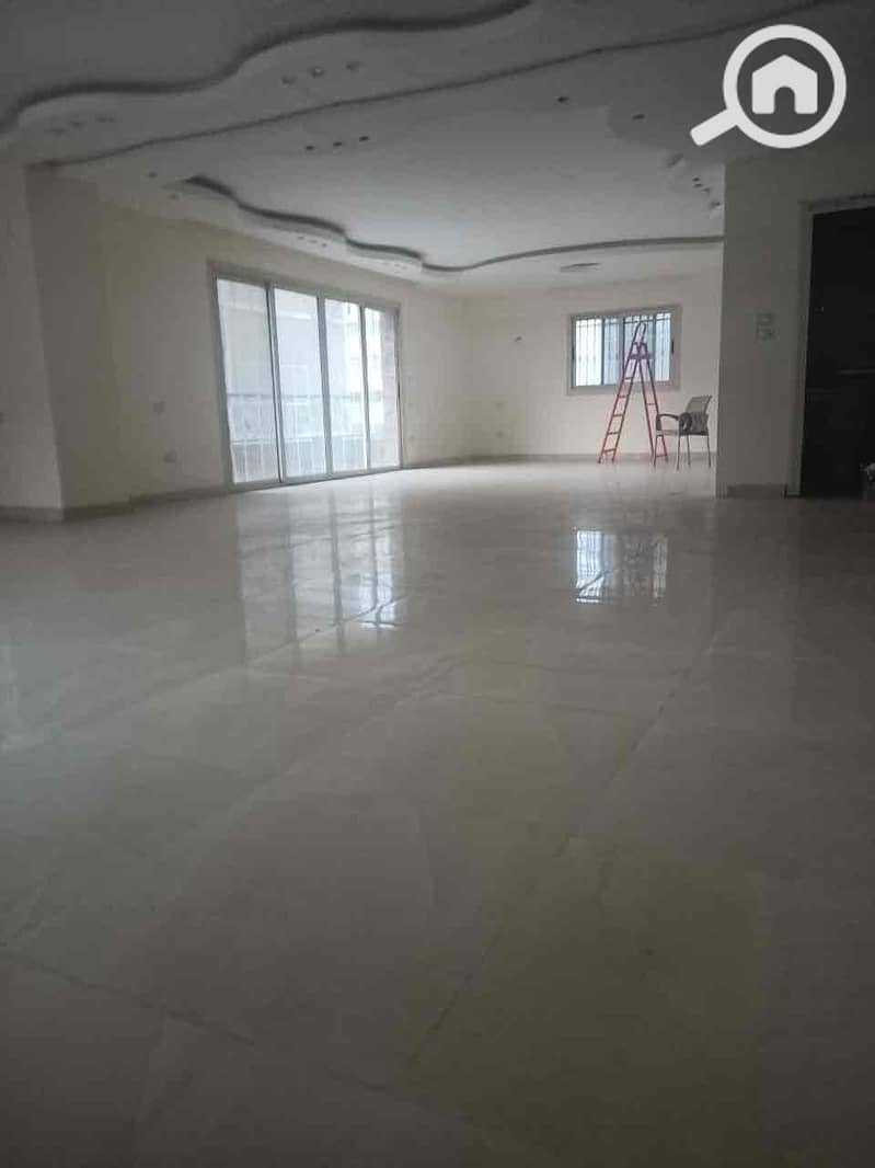 12 d04ff659-b498-4a08-b83e-99fdff57c036. jpg