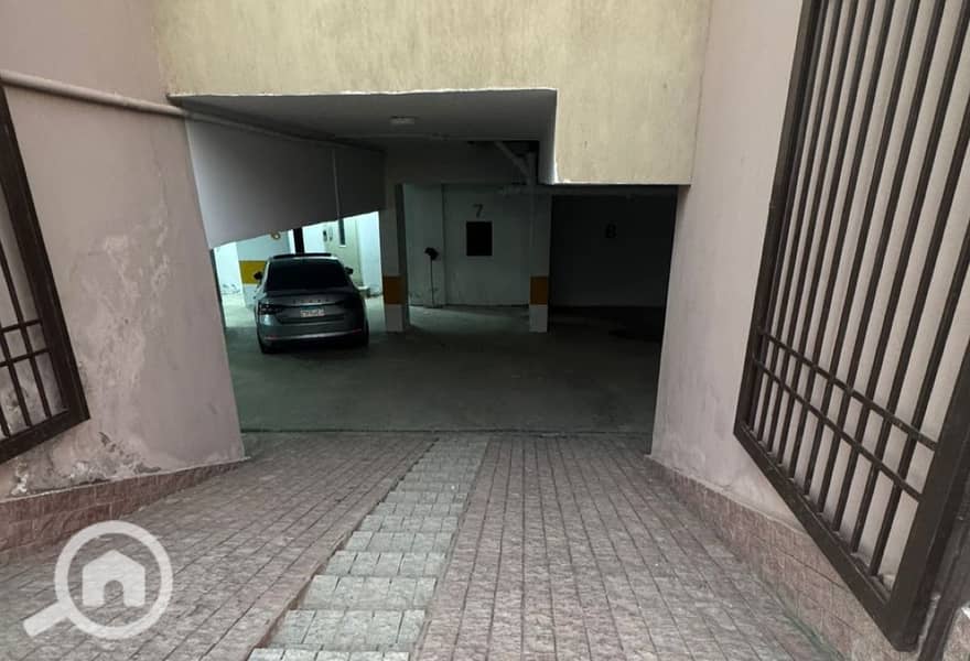 4 b04437a6-8364-46aa-b3b6-51c90693c820. jpg