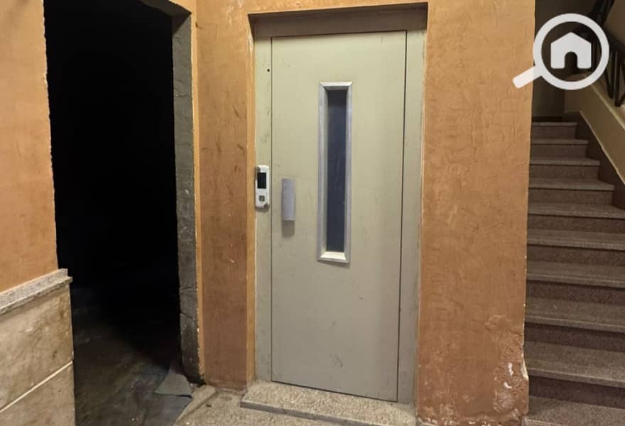 7 ac80c0f1-c3fb-46f2-9deb-f9c56ec9c85c. jpg