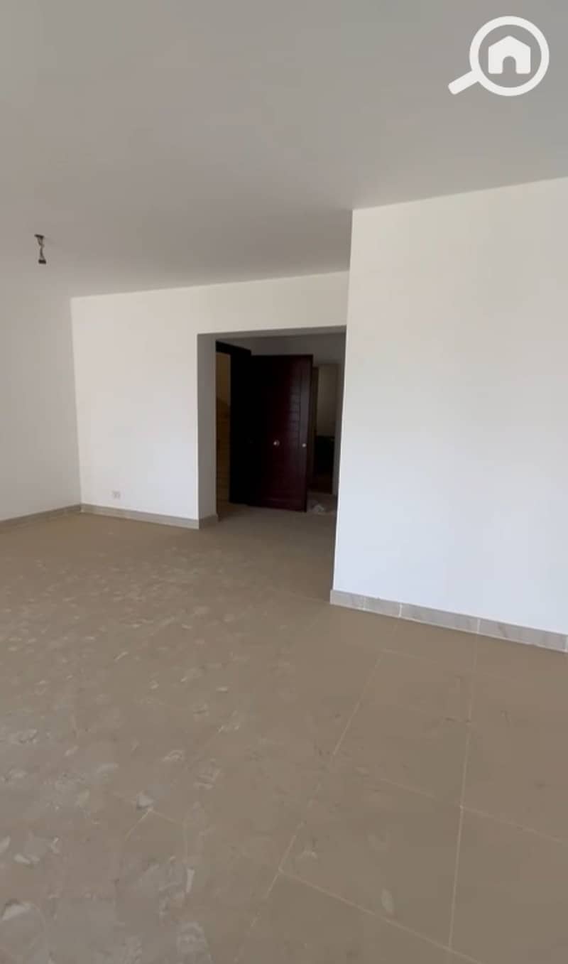 8 2fc50d4f-6fd7-4ceb-8cc8-dfacc1bd78f9. jpeg