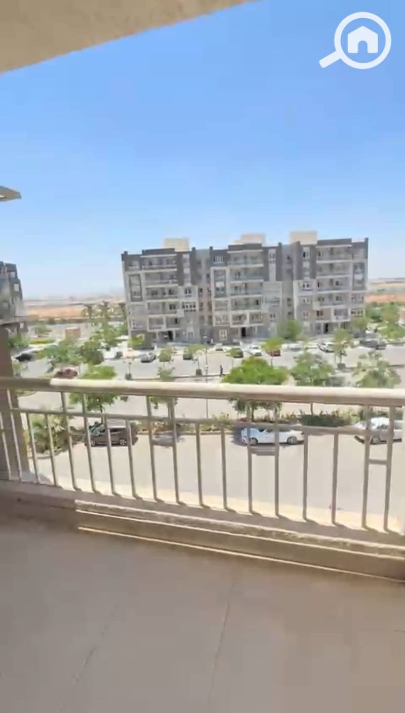 23 a7f3c5f8-df0a-4a2e-905f-494815726736. jpeg